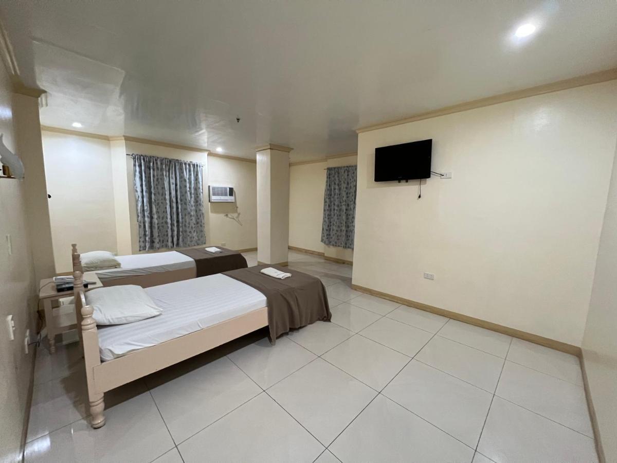 La Elliana Hotel&Restaurant, Inc. Laoag Exterior foto